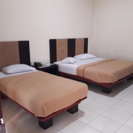 Surya Hotel & Resort Distrikt Baturaden Exterior foto