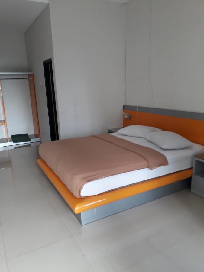 Surya Hotel & Resort Distrikt Baturaden Exterior foto